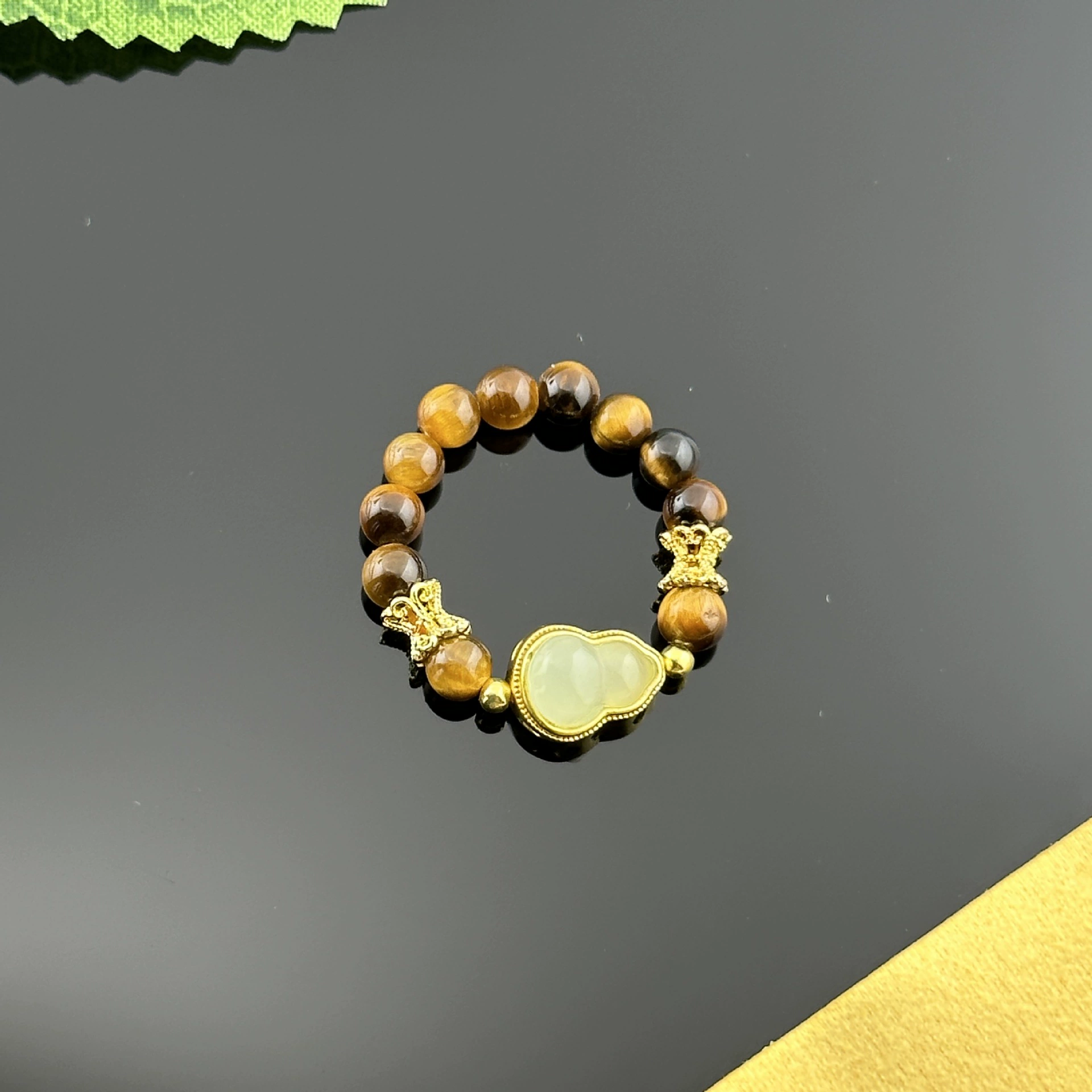 Elastic strap, sophisticated ring handmade, with gem