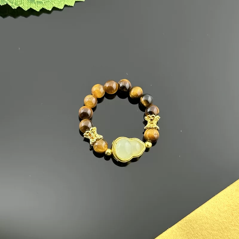 Elastic strap, sophisticated ring handmade, with gem