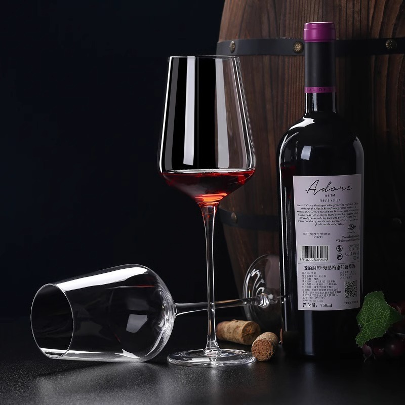 Copa de vino tinto de cristal de pie alto Copa de vino Copa de champán de vidrio Copa de cóctel Copa Martini LOGO imprimible