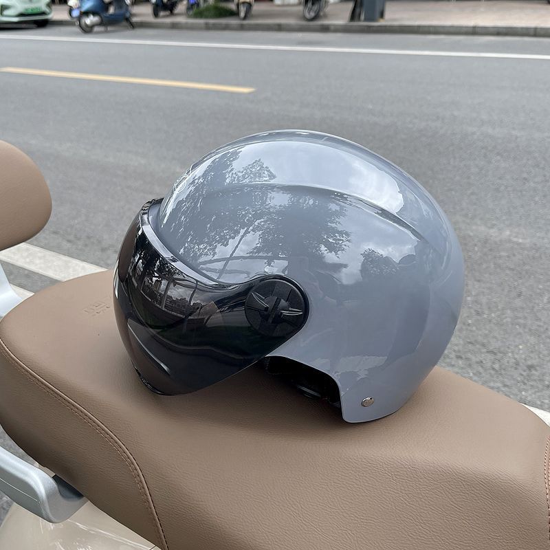 3C Certified Electric Vehicle Helmet, Motorcycle Safety Helmet, Half Helmet, Universal for All Seasons, Sun Protection Half Helmet for Men and Women, Hot Selling Wholesale