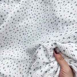 涤纶面料;其他化纤面料;毛呢