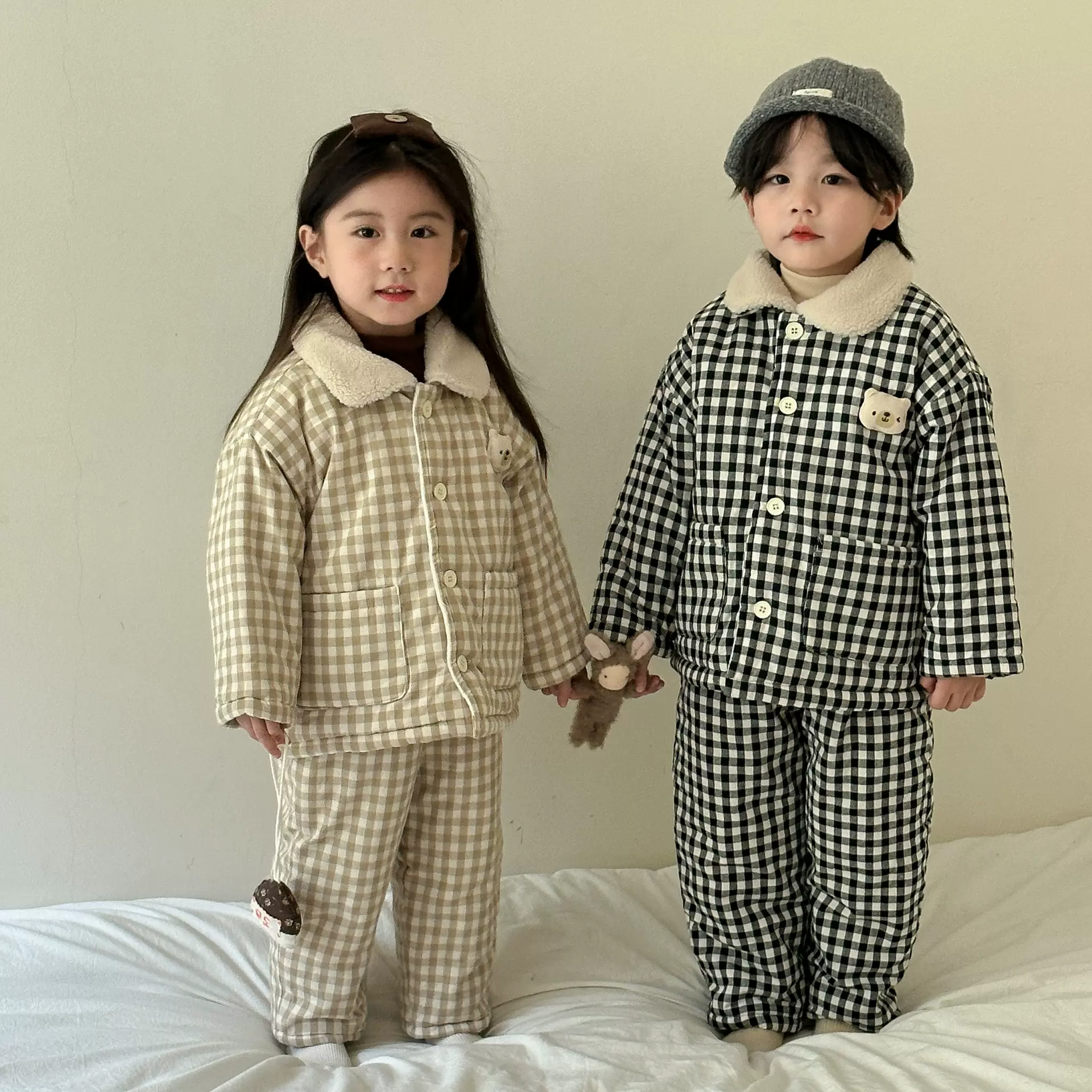 儿童睡衣冬季加厚款女童保暖宝宝加绒三层夹棉男童小孩家居服套装