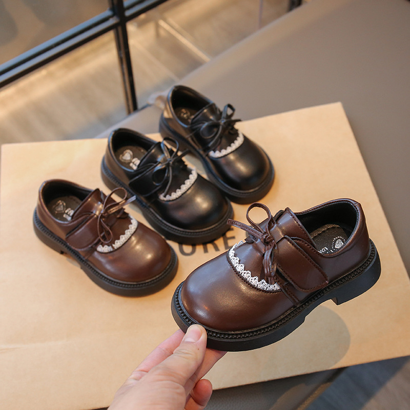 Zapatos de cuero para niñas 2025 otoño nuevo estilo de moda infantil zapatos de princesa de arco con suela suave zapatos de bebé británico image 4