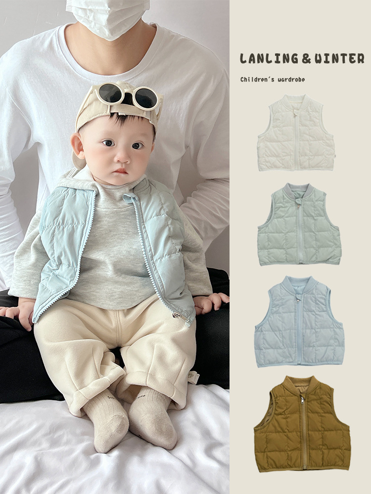 Invierno nuevo chaleco de pluma para bebés coreanos con chaleco de moda para bebés masculinos, clip de caballo de aire extranjero para niños
