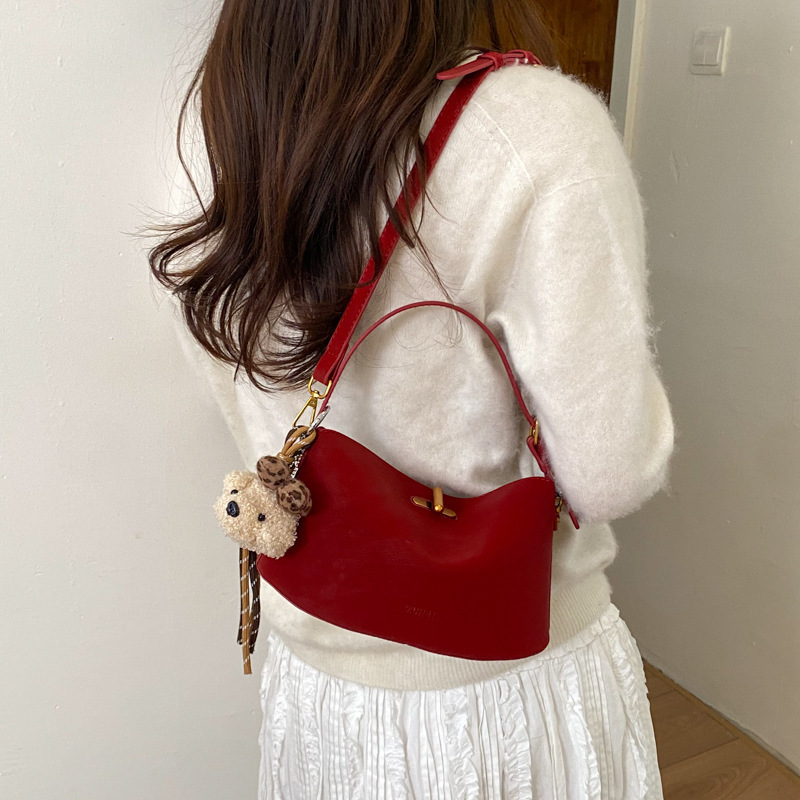 Cross-Border Red Handbag for Women 2026 New Style High-End Shoulder Crossbody Bag Fashionable Casual Versatile Small Square Bag