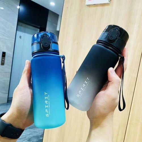 Sports Water Bottle for Men 2025 Summer Portable High-Temperature Resistant Fitness Mug for Students Outdoor Large Capacity Water Cup