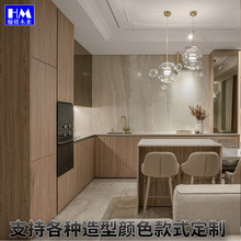 红樱桃木饰面更衣柜橱柜护墙板 成品烤漆板木饰面板制作厂家