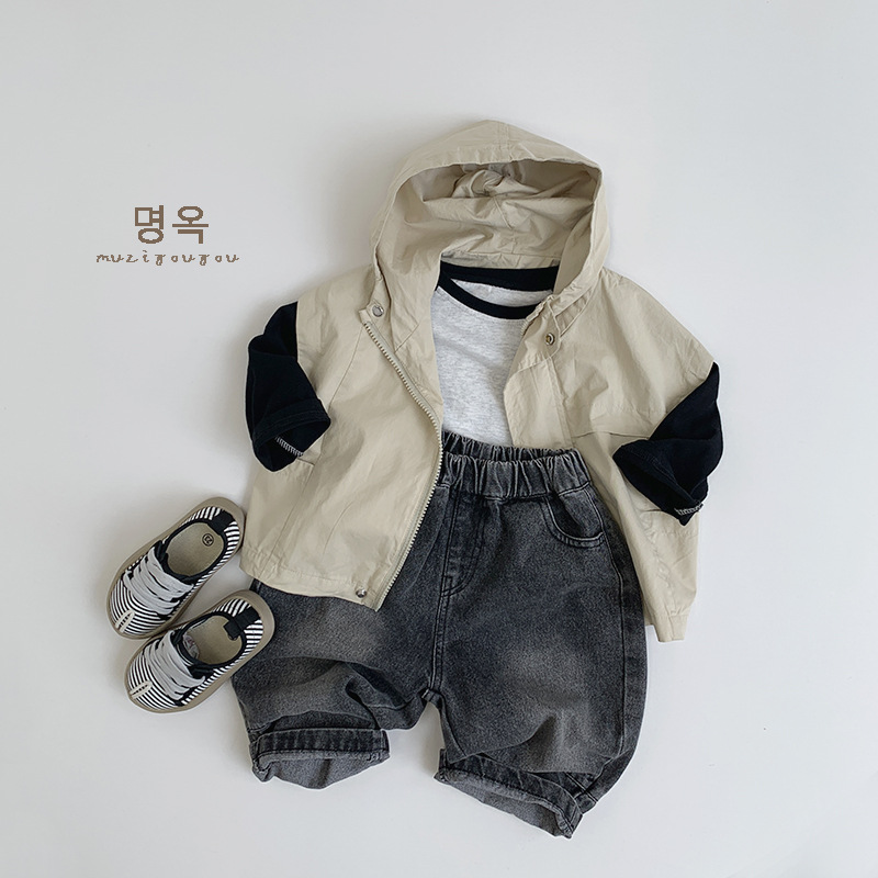 Chaleco con capucha para niños 2025 otoño nuevo estilo ropa casual para niños chaqueta hombres y mujeres chaleco de bebé ropa para niños al por mayor