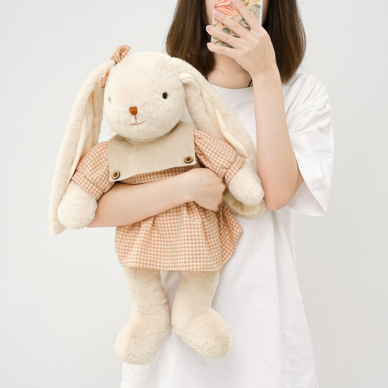 Hug baby lily rabbit-bee