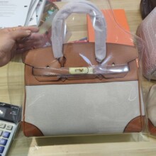 2025�＾�¿�Ů���W��С���OӋƤ�䷫��ײɫ�K�������μ�б���