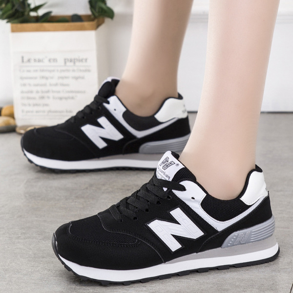 Comfortable breathable men's sports classic universal casual running…
