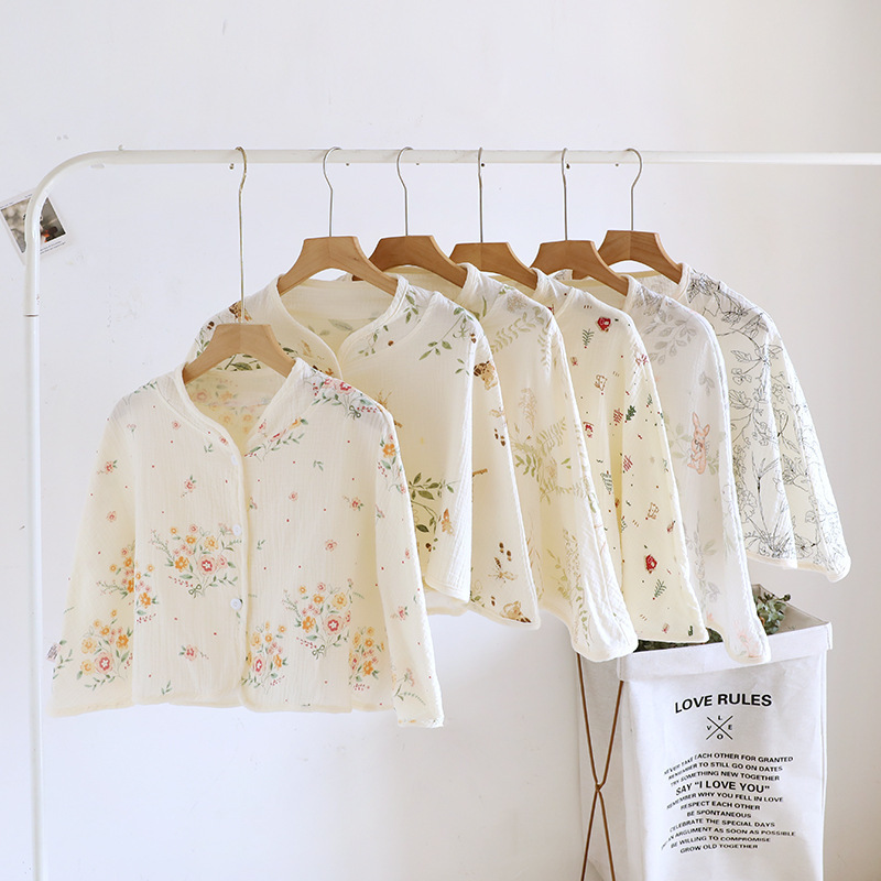 Crepe Cotton Thin Vertical Collar Yuezi Shawl Spring and Summer Sun Protection Canopy Maternal Cool-proof Cloak Women's Air-conditioned Room Crepe Cotton Thin Vertical Collar Yuezi Shawl Spring and Summer Sun Protection Canopy Maternal Cool-proof Cloak Women's Air-conditioned Room