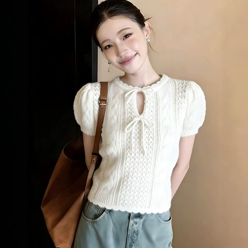 White Thick Cable-Knit Bow-Tie Puff Sleeve Short-Sleeve Knit Top for Women, 2026 Summer Niche Gentle Style Blouse
