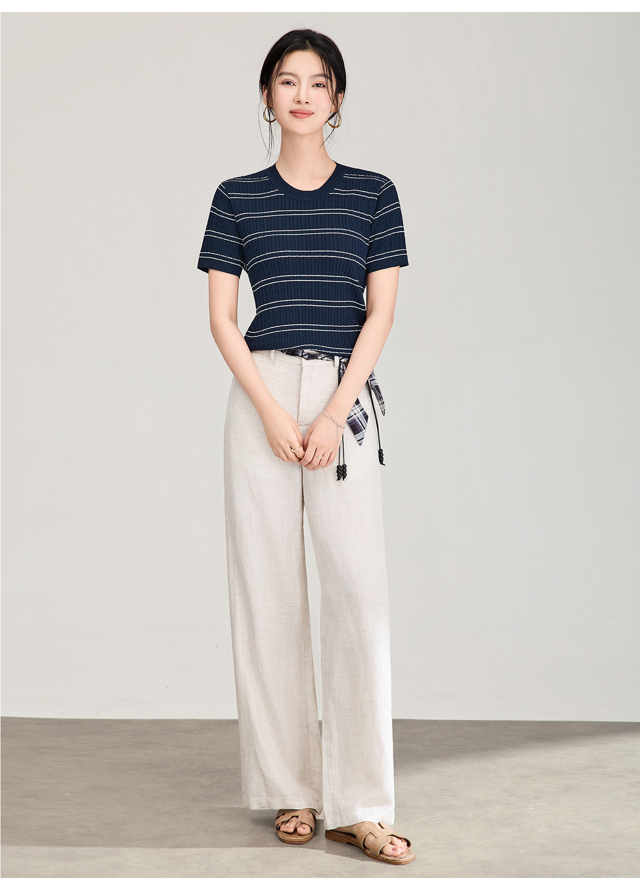 Áo thun dệt kim tay ngắn cổ tròn họa tiết sọc vintage nữ — màu xanh navy chi tiết 17