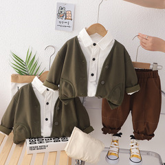 A set of three-piece spring and autumn children's clothing for young children, featuring a new long-sleeved boy's suit with a plain shirt and open jacket.