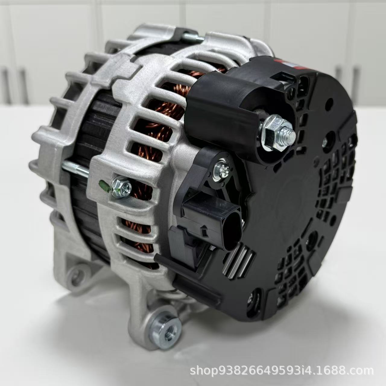 Suitable for Mercedes-Benz Generator A0009061503 A0009060922 0125711119 Auto Parts