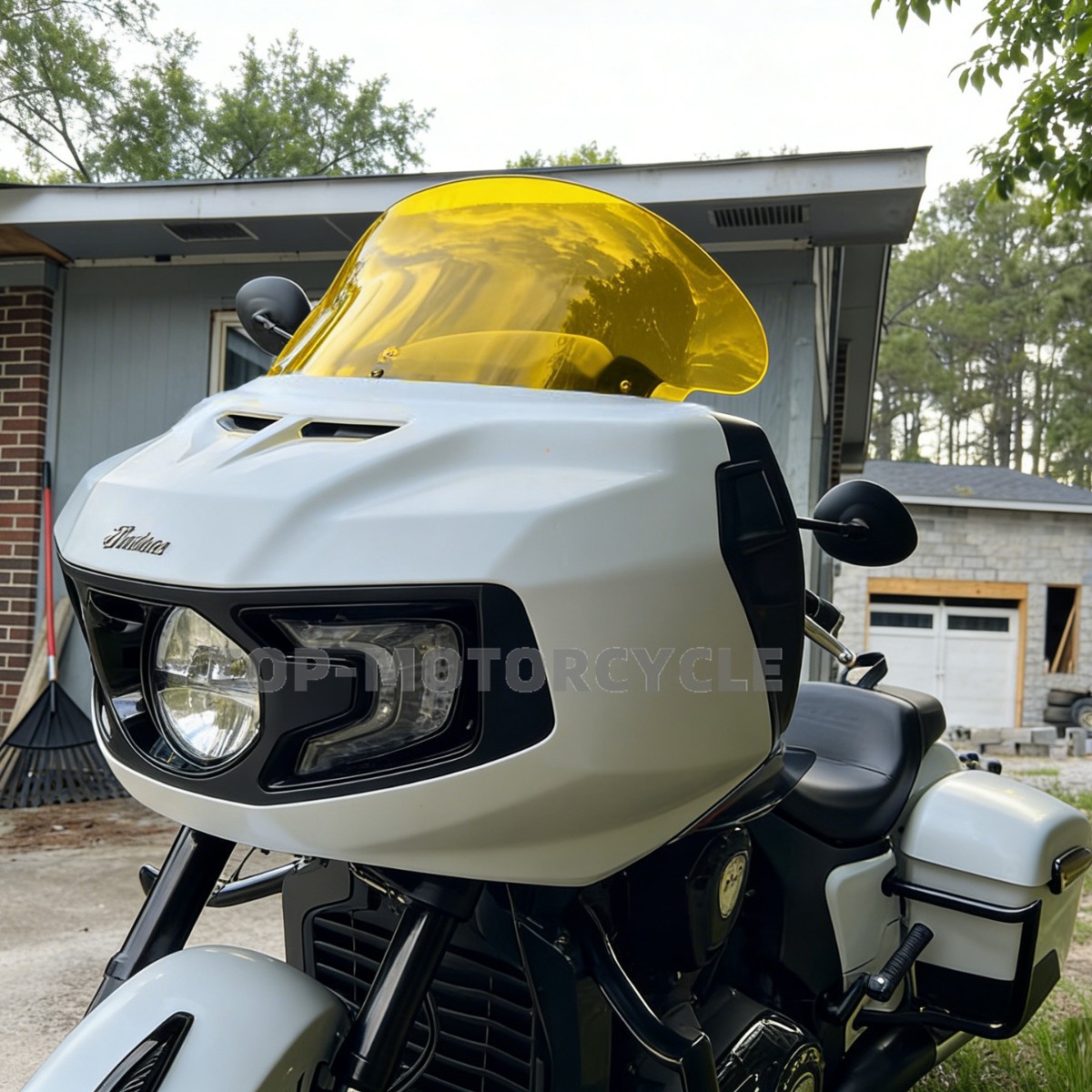 Suitable for Indian Challenger Black Horse Navigator Series Windshield Motorcycle Modification Multi-Color Replacement Windscreen
