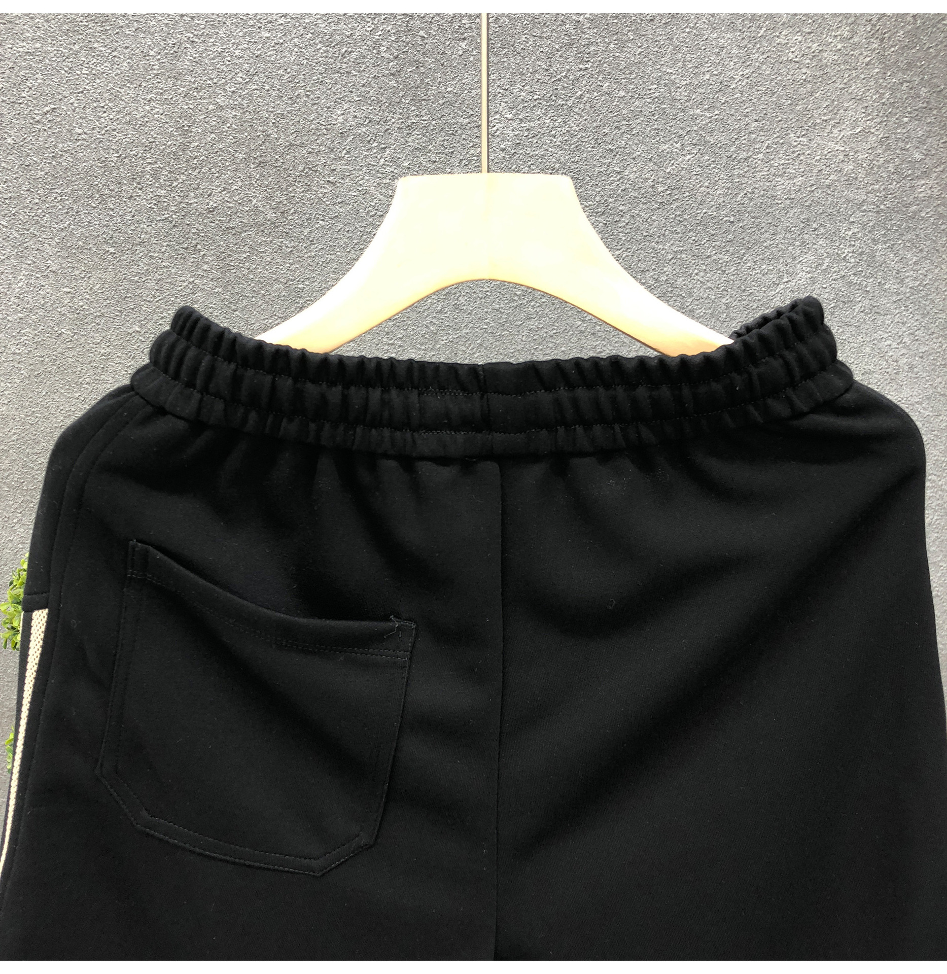 Men's Clothing Men's Black Casual Shorts Trendy Summer Five Point Pants Fashionable Outerwear Sports Style Casual Beach Sports Shorts_viptrois.com