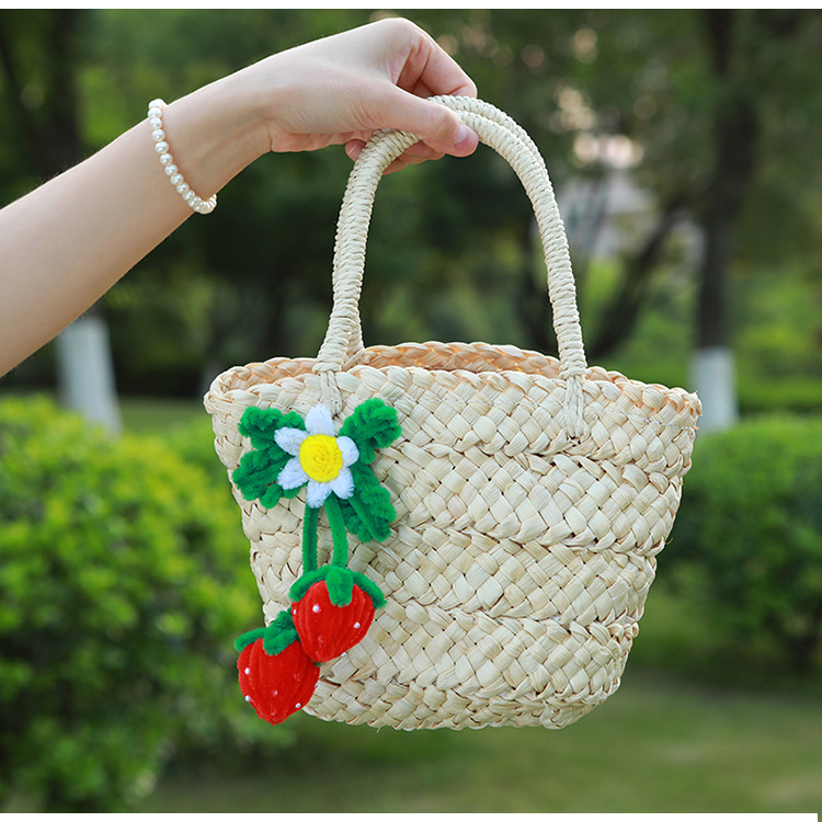 Women's Straw Flower Cute Vacation Streetwear Weave Bucket String Straw Bag display picture 10