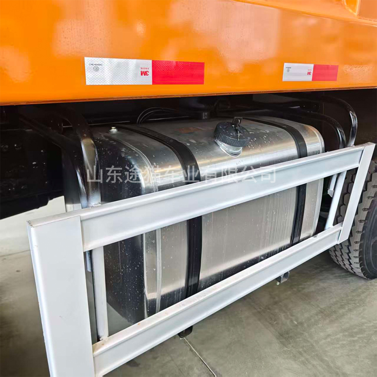 Cross-Border Shaanxi Automobile Delong F3000 8X4 Dump Truck, Engineering Dump Truck, Specialized for Mining and Earth Transport