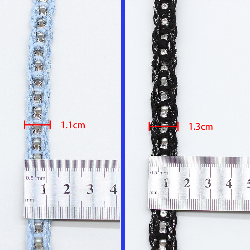 �������� ��ɫС������׻����м����������1.3cm�����ϻ�������