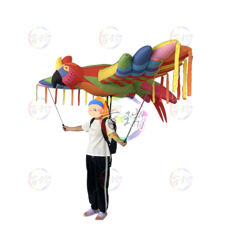 Caricaturas inflables coloridas de mano papagaios imitación de aire animal centro comercial parque de atracciones escenario interactivo atmósfera interactiva gira