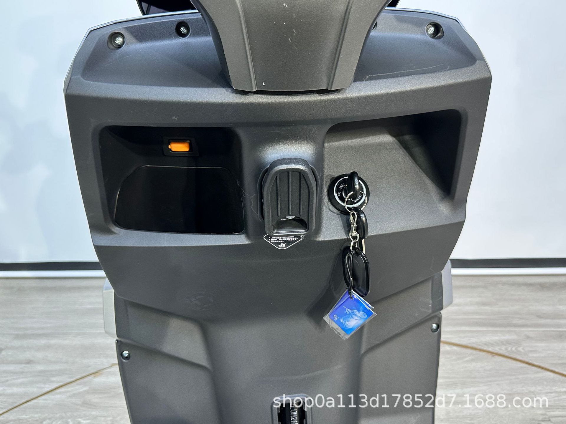 Cross-Border Fengshen 2025 New Model Electric Motorcycles, Electric Scooters, Export Mobility Vehicles, Wholesale Small Cars, Electric Mopeds