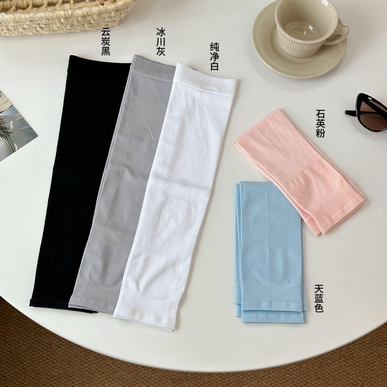 L** sun protection ice sleeves, available in five colors, seamless knitting technology, high-elastic ice silk fabric, delicate and soft, a must-have for everyone
