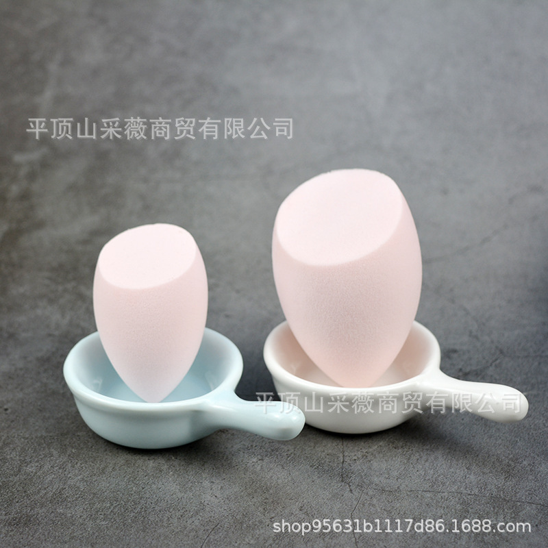 R某T美化粧卵超ソフトは粉を食べずに化粧パフを斜めに切ったスポンジ卵の化粧卵の輸出品質にわずかな欠陥がある|undefined