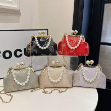 �|��ӡ���ٽz�A�ڰ������朗l�μ�����۰����L������б���Ů��