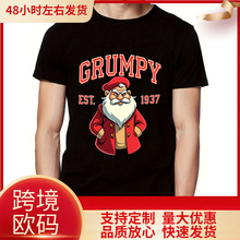 男士暴躁圣诞老人印花T恤 - 休闲黑色短袖衫，饰有卡通圣诞老人图