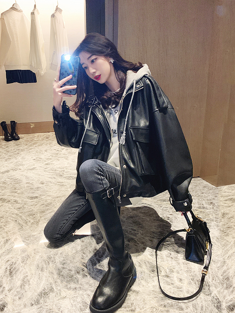 Fake Two-Piece Leather Jacket for Women 2025 New Super Hot Cool Style Black Hooded Short Motorcycle Jacket Pu Leather Jacket