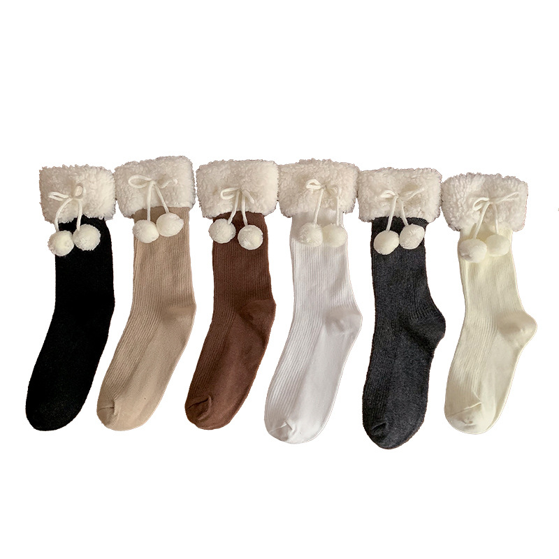 Calcetines de mujer otoño y invierno nuevos productos de cordero calcetines de cachemira japonesas jk lindas calcetines calientes de color sólido Lolita