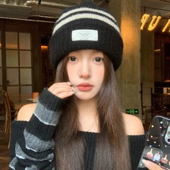 2025日系布标条纹毛线帽子女秋冬天韩版亲肤显脸小针织帽套头冷帽
