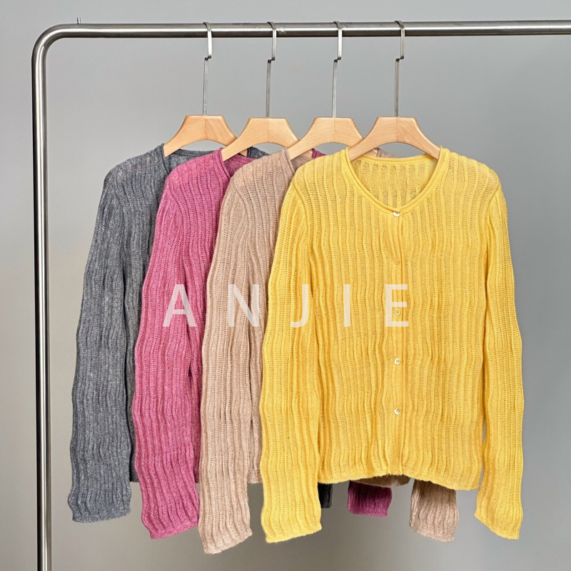 Silk wool 2026 autumn and winter new product, lightweight, casual, loose-fit, round-neck, ribbed knit, jacquard texture cardigan Silk wool 2026 autumn and winter new product, lightweight, casual, loose-fit, round-neck, ribbed knit, jacquard texture cardigan