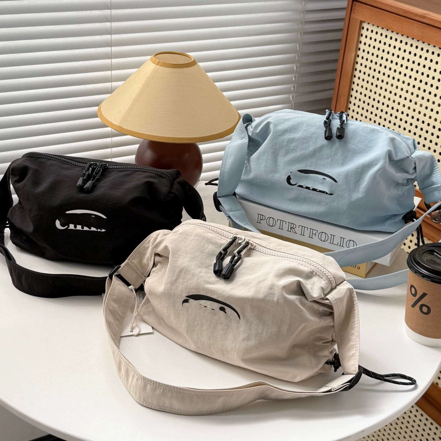 emi легкая сумка через плечо Корейская новая нейлоновая легкая водонепроницаемая маленькая сумка на шнурке для спорта и отдыха трансграничная дропшиппинг