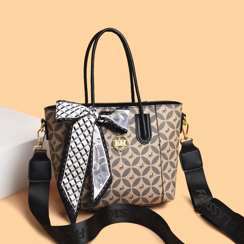 High-End Women's Bag 2025 New Pu Trendyy Fashion Versatile Large-Capacity Single Shoulder Crossbody Bag Atmospheric Flower Handbag