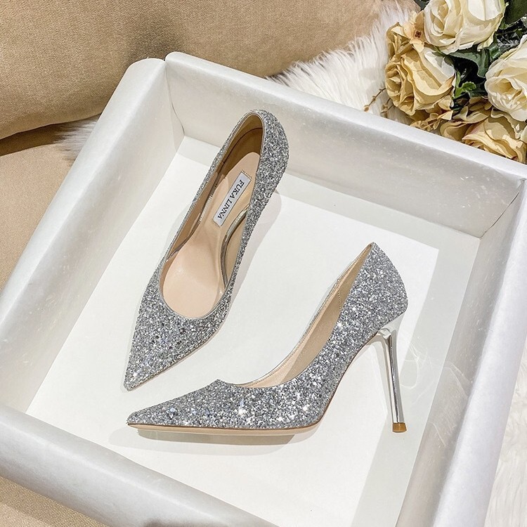 European and American Style New Women's Shoes with Shallow Mouth, Pointed Toe, Sparkling Sequins, Sexy Slimming Look and Stylish High Heels, Black Work Shoes European and American Style New Women's Shoes with Shallow Mouth, Pointed Toe, Sparkling Sequins, Sexy Slimming Look and Stylish High Heels, Black Work Shoes