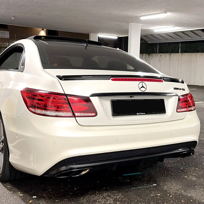 Suitable for Mercedes-Benz E-Class Coupe Two-Door Coupe Rear Wing 2009-2017 W207 E200 260 Blade Model