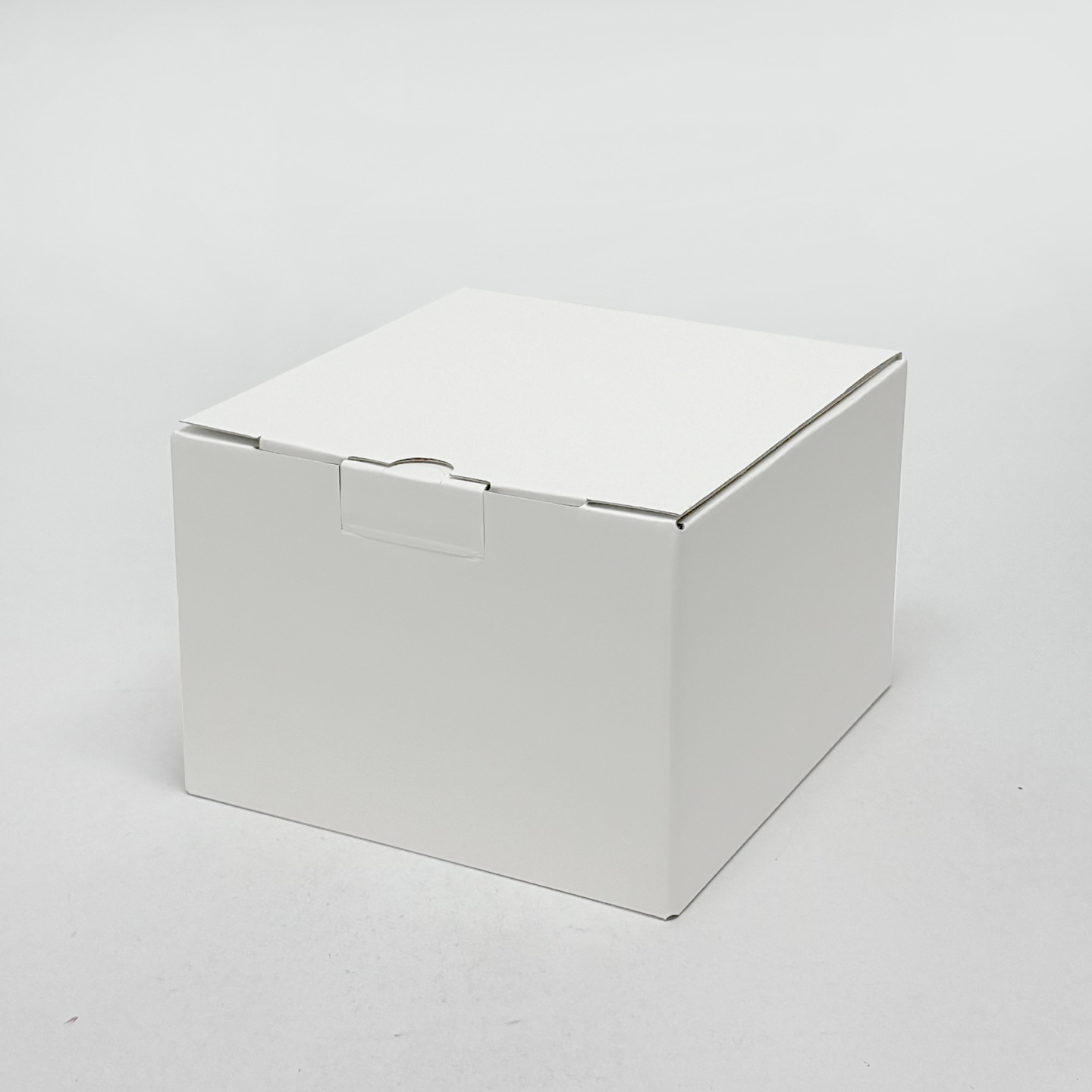 在庫ありの高級中型黒色ラミネート加工耐傷防水野球帽包装箱、白底耐圧ギフトボックス、宅配ボックス