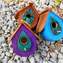 羳Ʒ̵ֹľBHandCarvedWoodBirdhousesľ|B