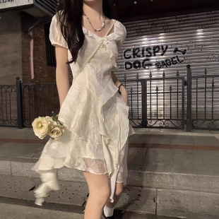 ��ʽ��Ъ���ٰ�ɫ�B��ȹ��Ů�ļ����ɺ�߅�ȼ�С���Ӳ�Ҏ�t����ȹ