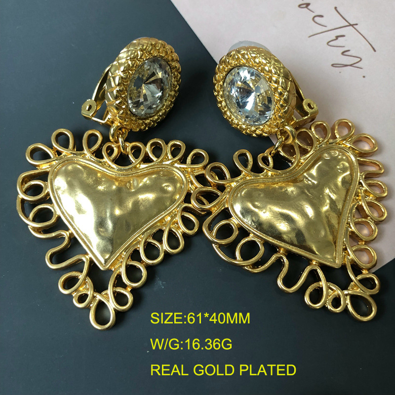 Geometric Pattern Women'S Gender Plating Design 1 Pair Retro Geometric Alloy Plating Artificial Pearls Rhinestones Women's Earrings