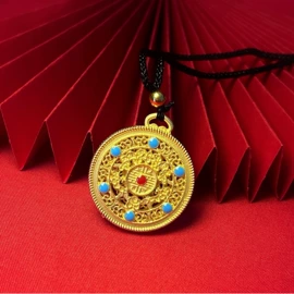 项坠;吊坠;胸饰