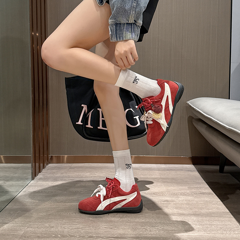 复古红色平底松果德训鞋女2025新款内增高双系带轻便休闲鞋阿甘鞋|undefined