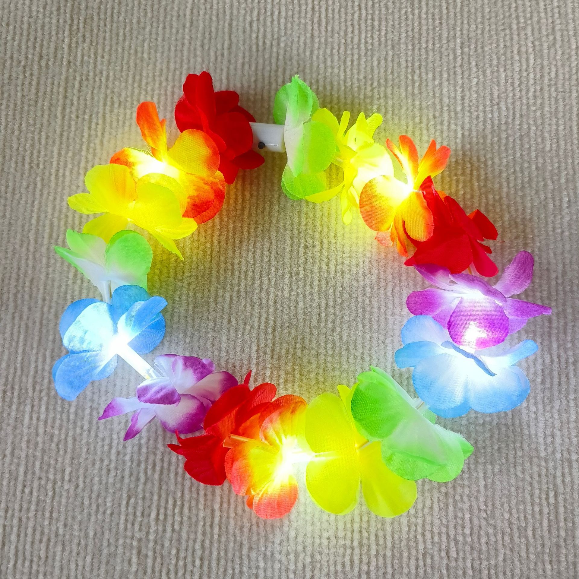 Hawaiano transfronterizo hula party LED iluminado gran guirlanda de vestir accesorios de eventos festivos collar de pétalos