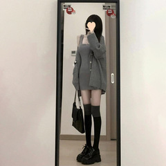 短款灰色针织吊带裙女早春2025新款纯欲高冷御姐风包臀连衣裙套装