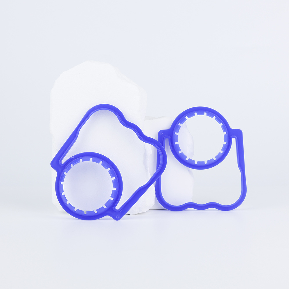 Fábrica de fuente al por mayor 45 / 48 calibre botella de bebidas PE mango botella de agua potable desechable mango mango de plástico