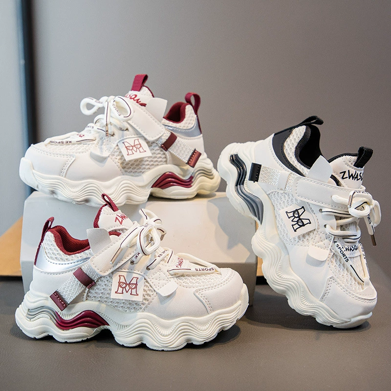 Детская спортивная обувь для девочек весной и летом 2025 новая легкая дышащая сетка мягкая подошва для бега