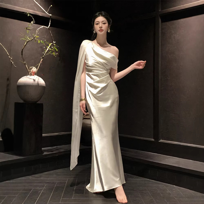 [Twilight] 2026 New Style White Satin One-Shoulder Dress with Elegant Ribbons, Slim-Fit Long Gown for Summer